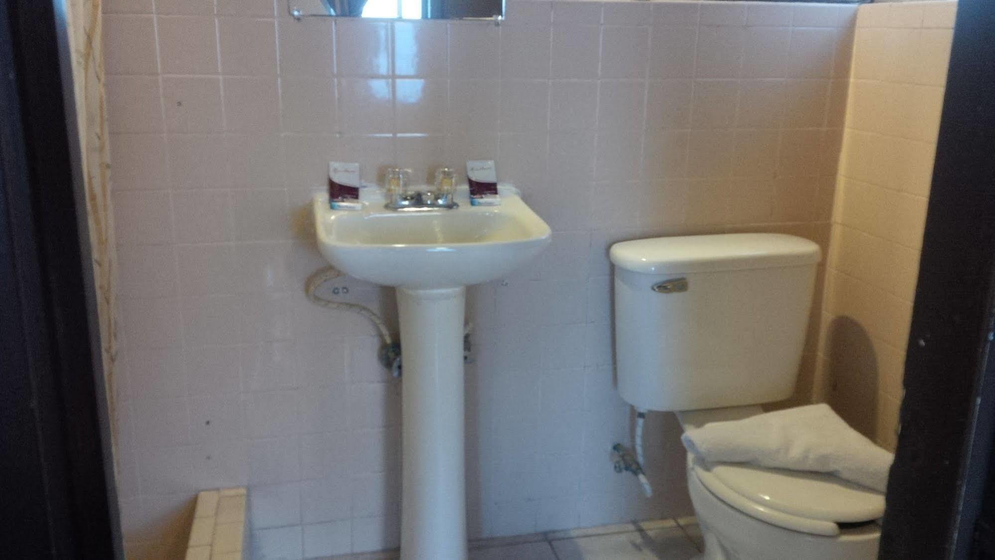 Hotel Golf Tijuana Zewnętrze zdjęcie